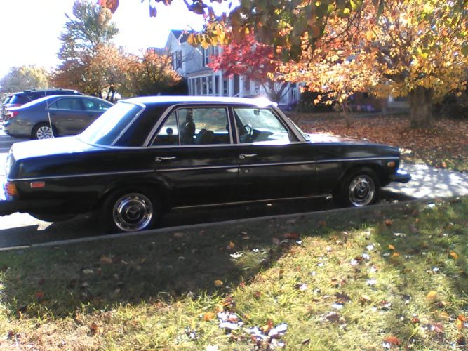 Mercedes-benz-280-1975-7