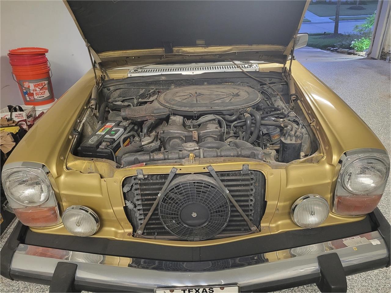 Mercedes-benz-280-1976-Gold-Tan-66