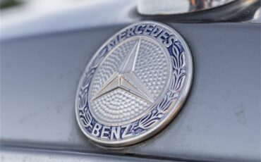 Mercedes-benz-280-1976-Gold-Tan-7