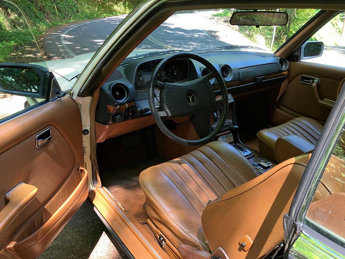 Mercedes-benz-280ce-1978-4