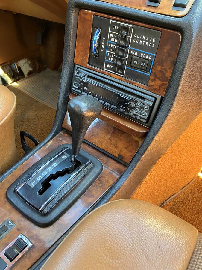 Mercedes-benz-280ce-1978-7