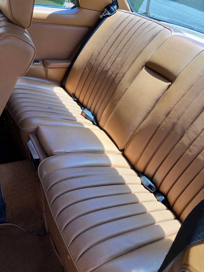 Mercedes-benz-280ce-1978-9