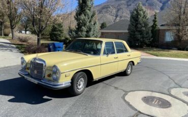 Mercedes-benz-280s-1968-Cream-10