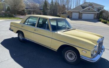 Mercedes-benz-280s-1968-Cream-7