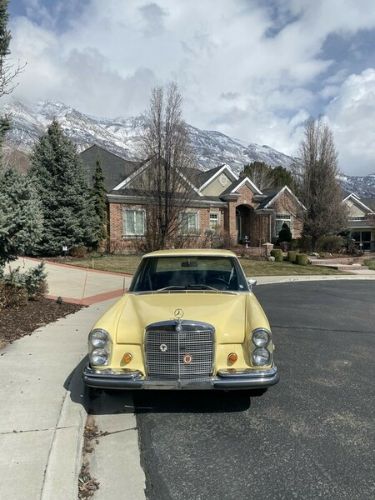 Mercedes-benz-280s-1968-Cream-9