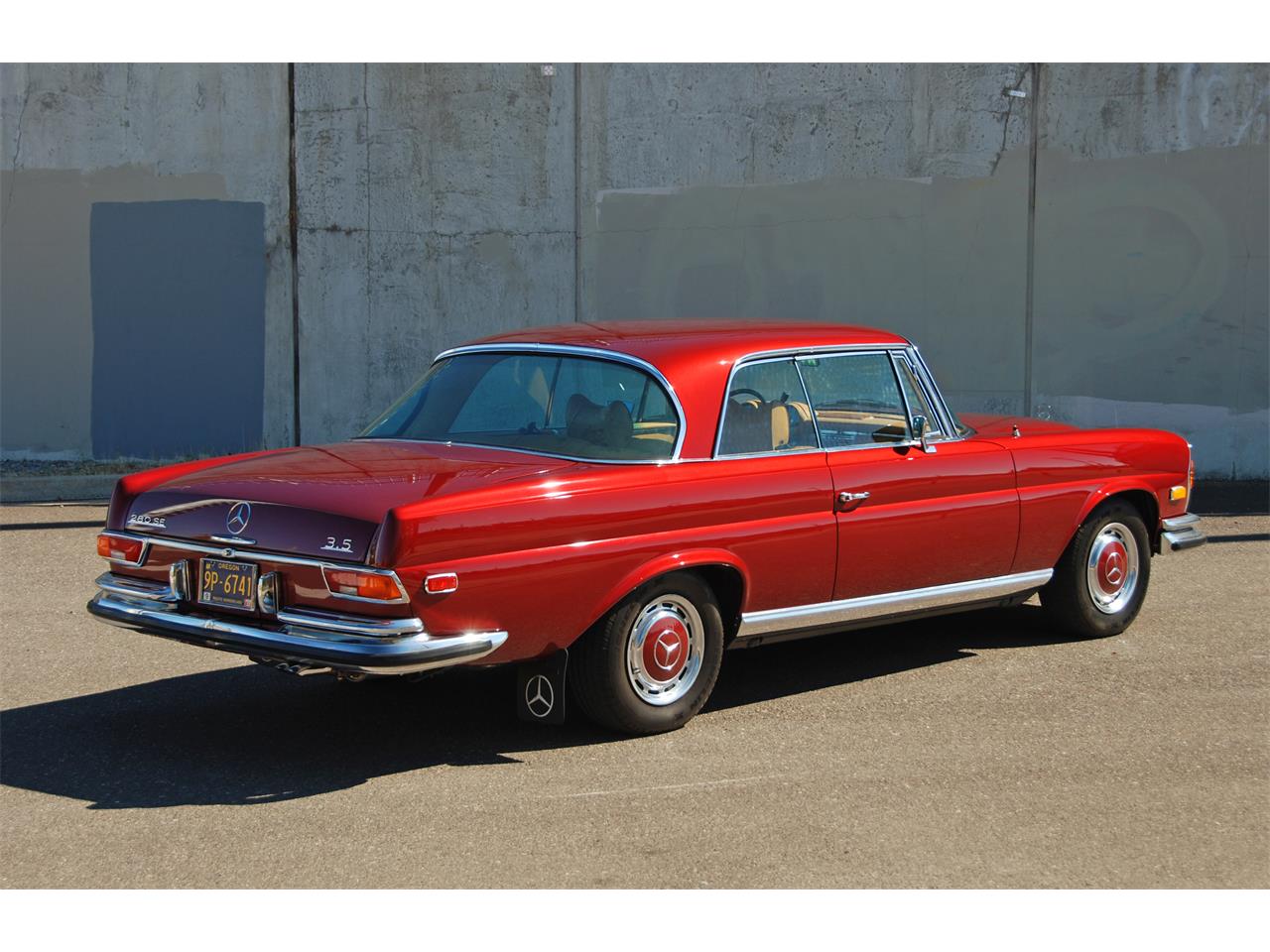 Mercedes-benz-280se-1971-Red-Tan-13