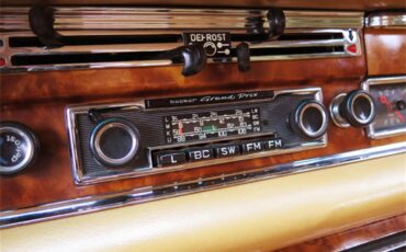 Mercedes-benz-280se-1971-Red-Tan-24
