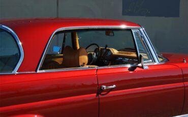 Mercedes-benz-280se-1971-Red-Tan-33