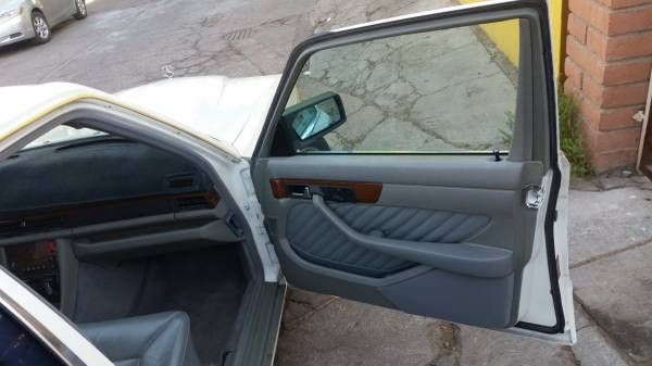Mercedes-benz-280se-1981-4