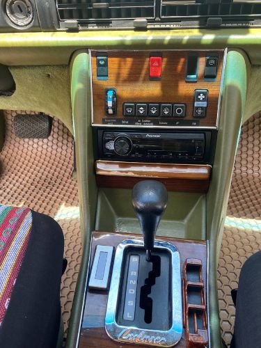Mercedes-benz-280se-1981-Yellow-10