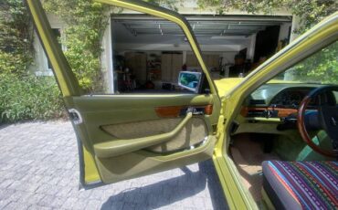 Mercedes-benz-280se-1981-Yellow-13