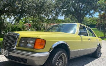 Mercedes-benz-280se-1981-Yellow