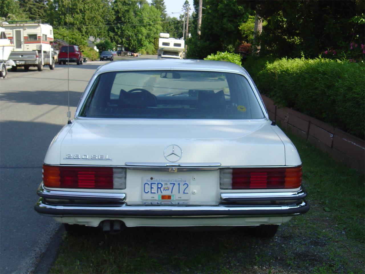 Mercedes-benz-280sel-1973-Pastel-White-Black-3