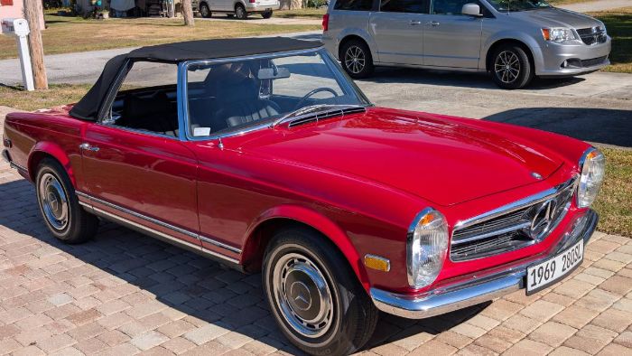 Mercedes-benz-280sl-1969-Signal-Red-Black-to-12
