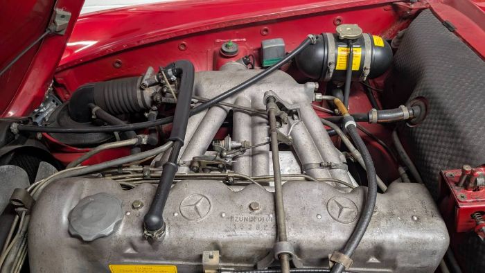 Mercedes-benz-280sl-1969-Signal-Red-Black-to-4
