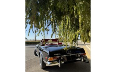 Mercedes-benz-280sl-1970-Black-Classic-Red-19