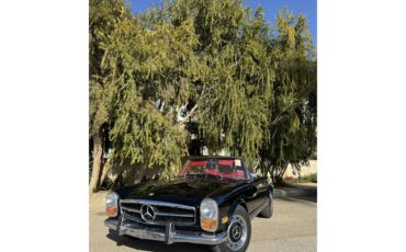 Mercedes-benz-280sl-1970-Black-Classic-Red-23