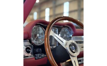 Mercedes-benz-280sl-1970-Black-Classic-Red-3