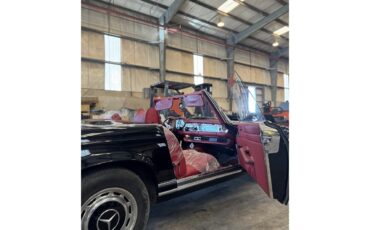 Mercedes-benz-280sl-1970-Black-Classic-Red-39