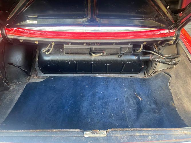Mercedes-benz-280sl-1981-Red-8
