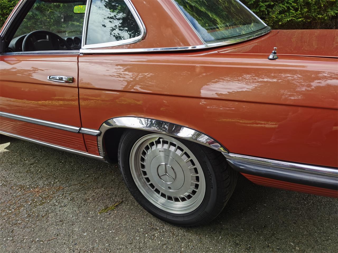 Mercedes-benz-280sl-1981-Red-Black-2