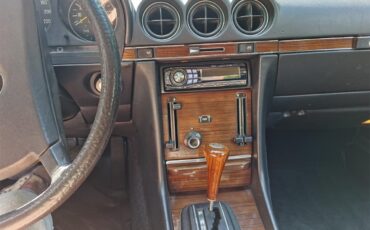 Mercedes-benz-280sl-1981-Red-Black-3