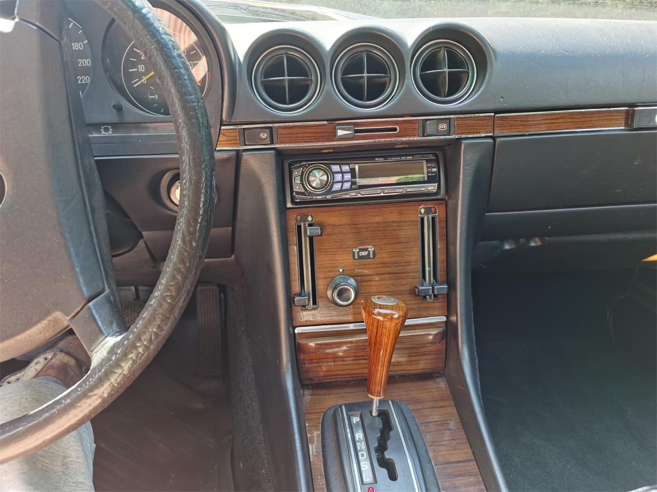 Mercedes-benz-280sl-1981-Red-Black-3