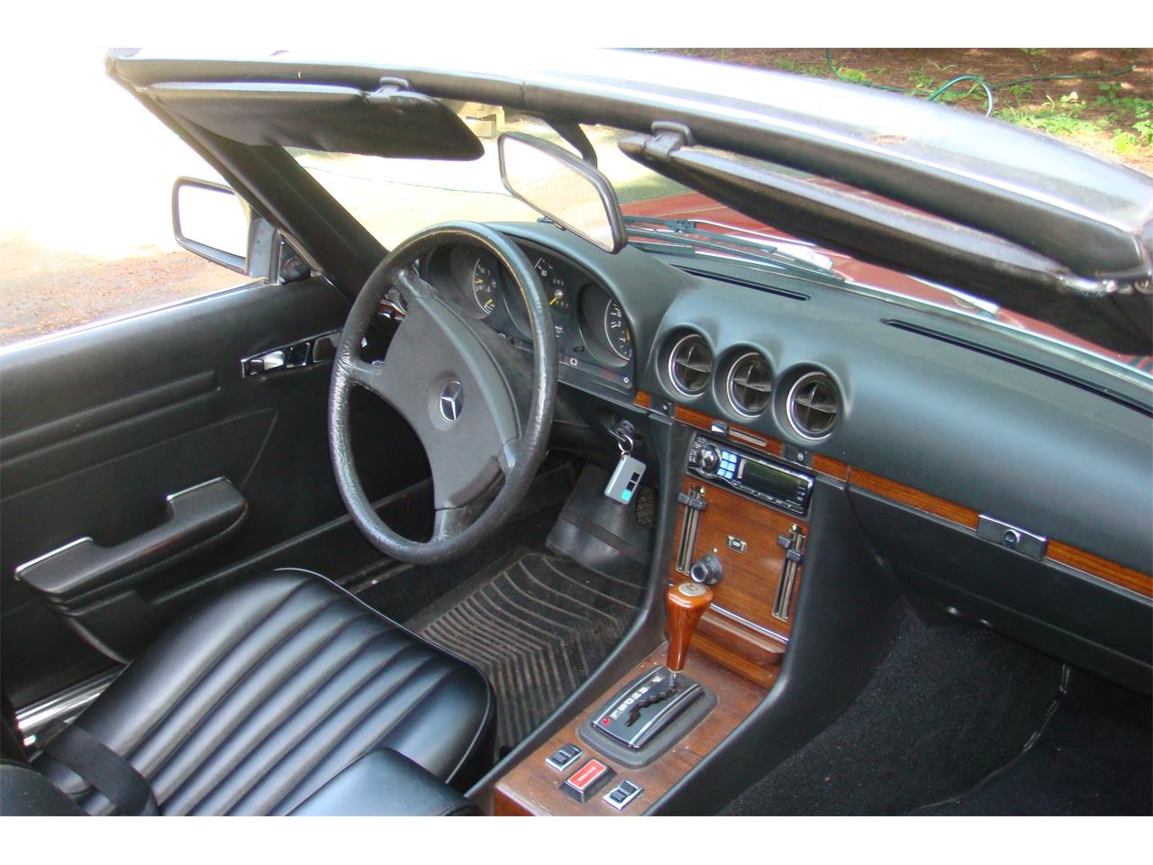 Mercedes-benz-280sl-1981-Red-Black-7