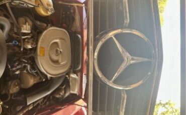 Mercedes-benz-280sl-1982-Red-3
