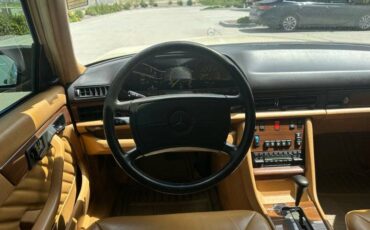 Mercedes-benz-300-300se-1989-custom-7