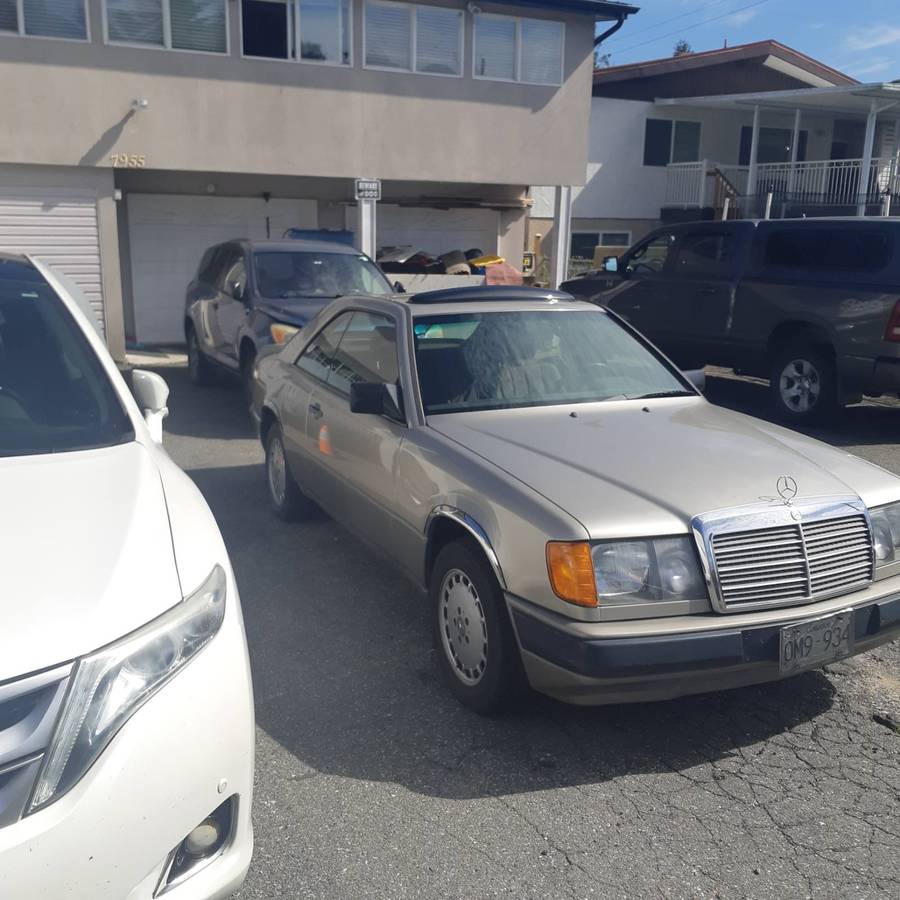 Mercedes-benz-300-ce-1988-silver-2