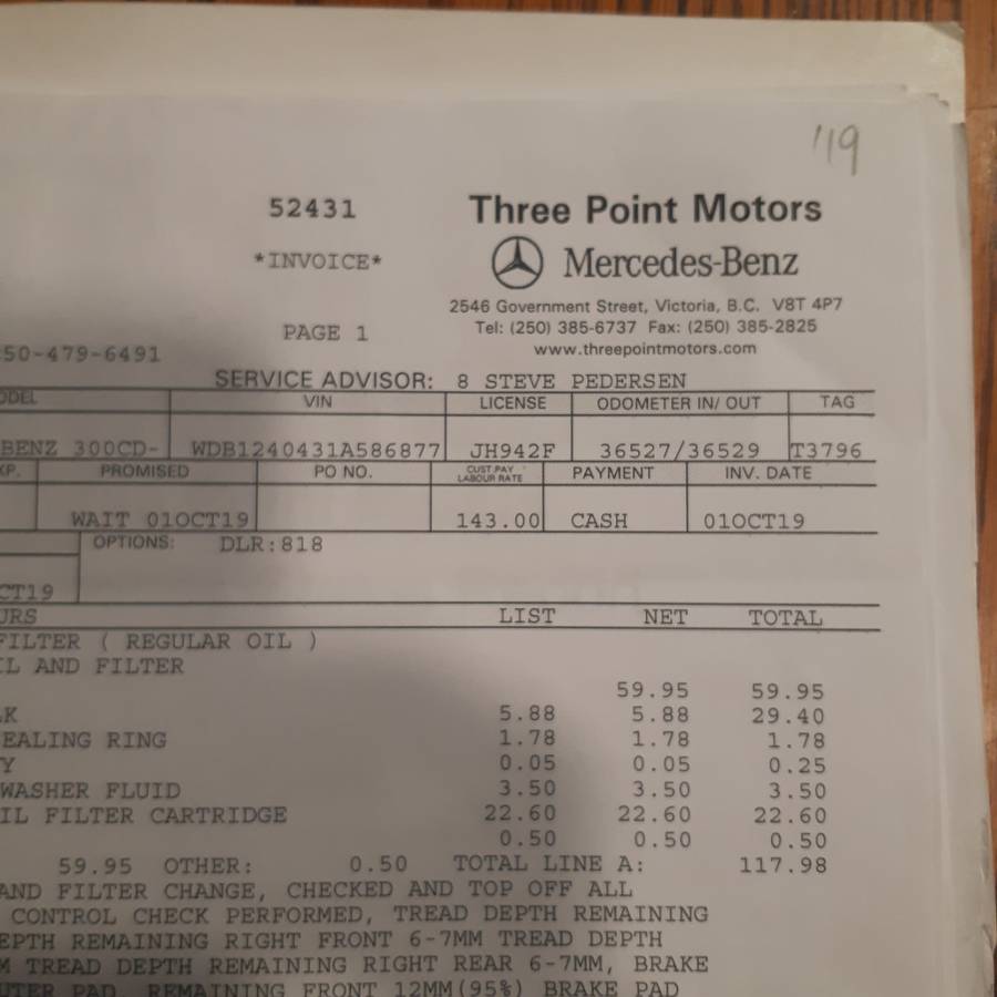 Mercedes-benz-300-ce-1988-silver-23