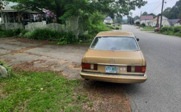 Mercedes-benz-300-sd-diesel-1982-custom-1