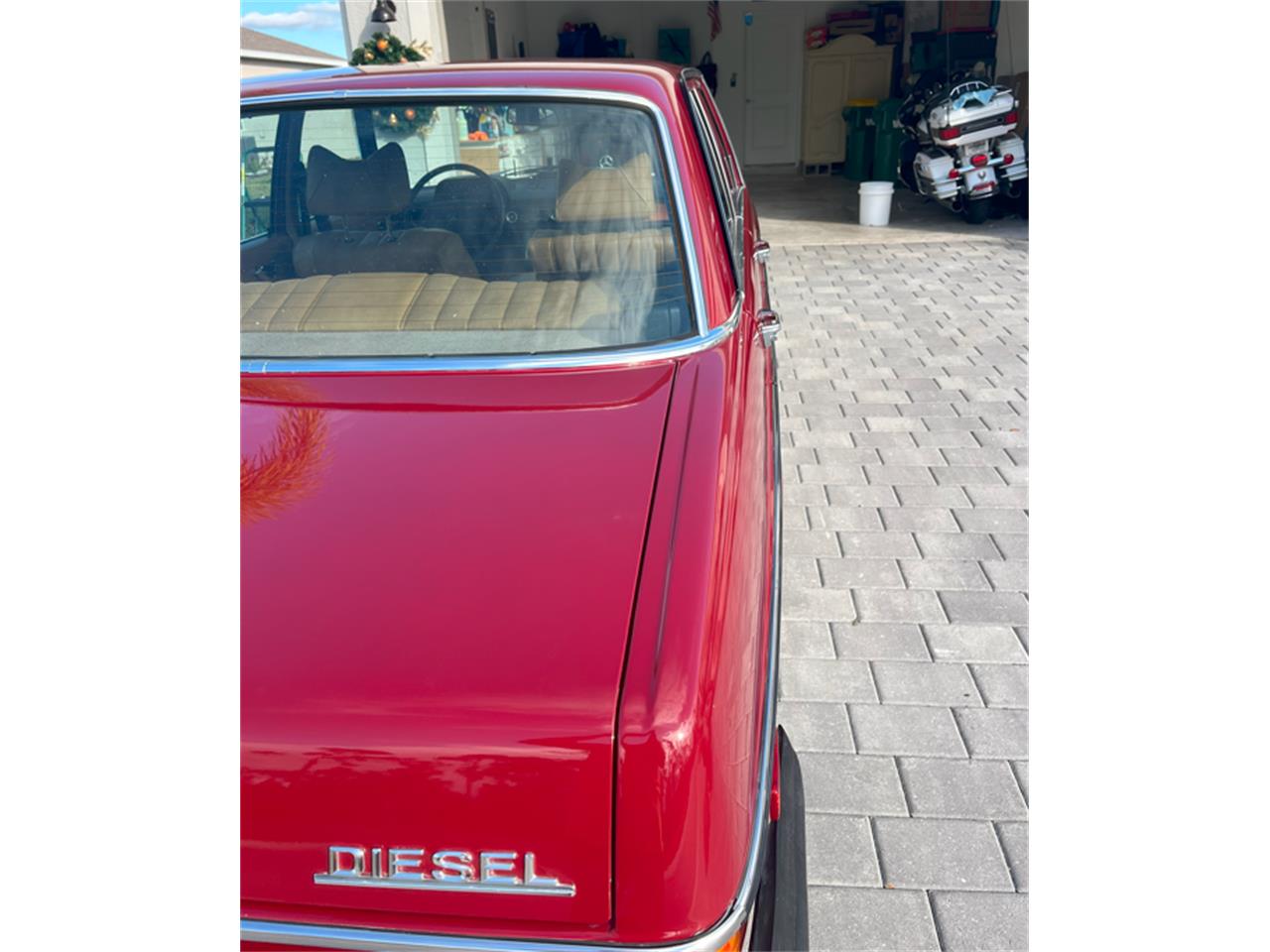 Mercedes-benz-300d-1976-Desert-Red-Palomino-Tan-10