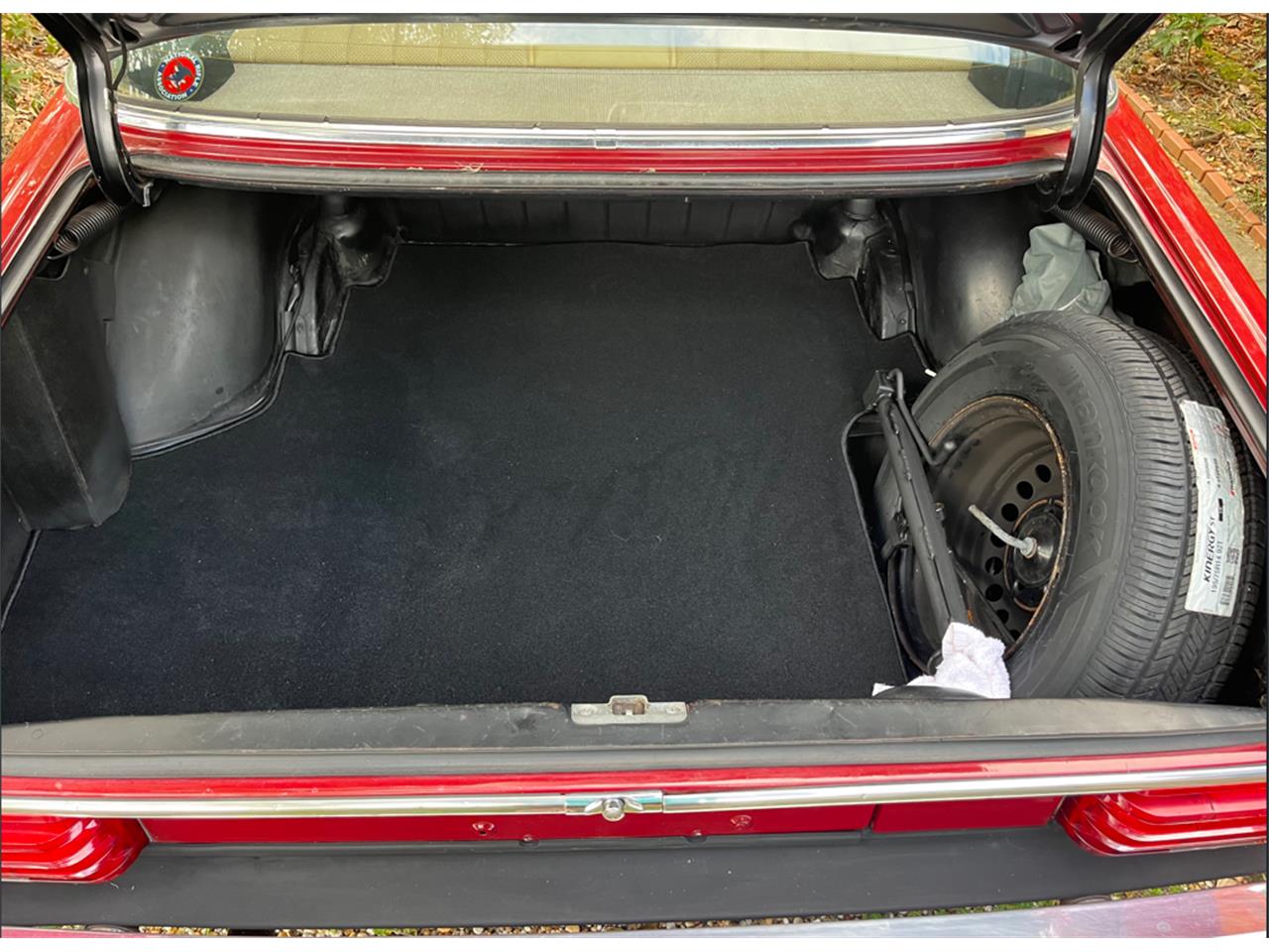 Mercedes-benz-300d-1976-Desert-Red-Palomino-Tan-11