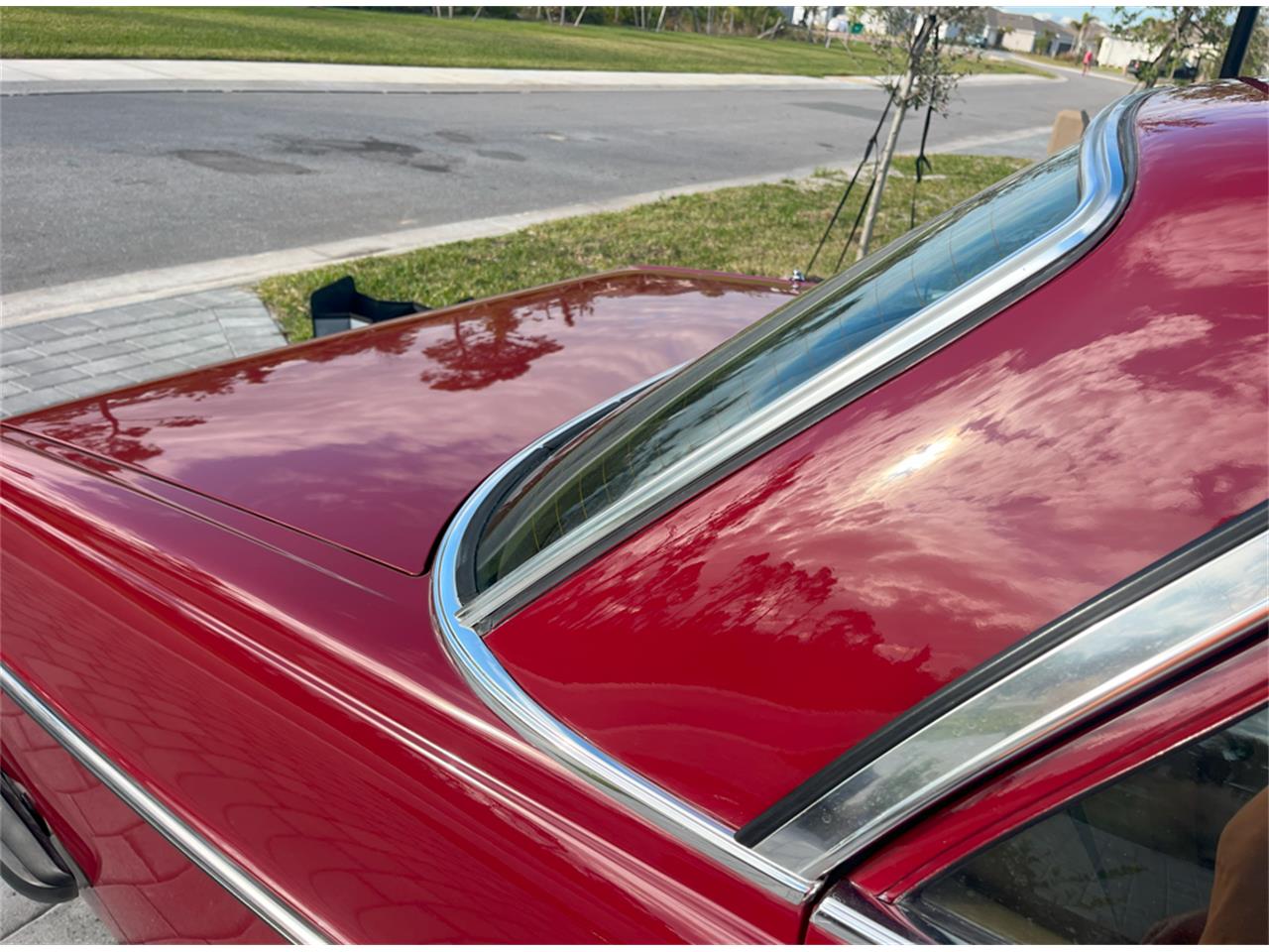 Mercedes-benz-300d-1976-Desert-Red-Palomino-Tan-7