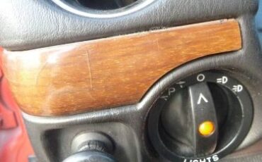 Mercedes-benz-300d-1977-Signal-Red-Blue-Leather-10