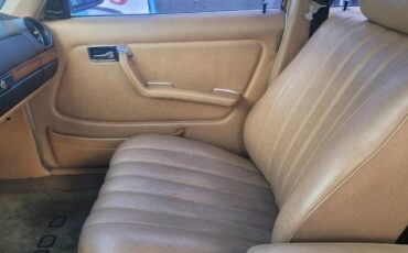 Mercedes-benz-300d-1980-Brown-7