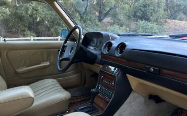 Mercedes-benz-300d-1983-Blue-12