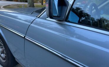 Mercedes-benz-300d-1983-Blue-16