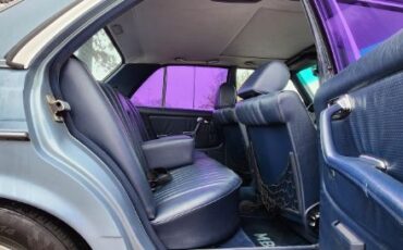 Mercedes-benz-300d-1985-21