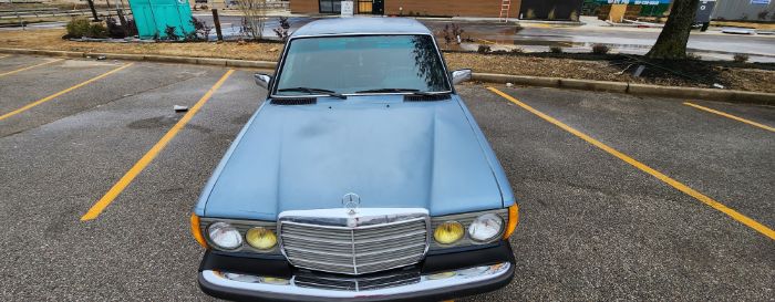 Mercedes-benz-300d-1985-4