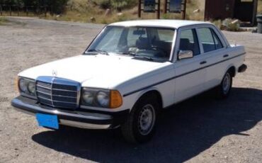 Mercedes-benz-300d-diesel-1980-white-1