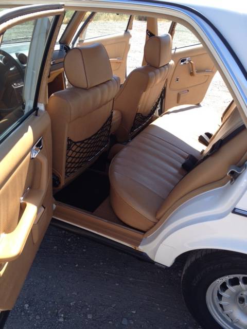Mercedes-benz-300d-diesel-1980-white-6