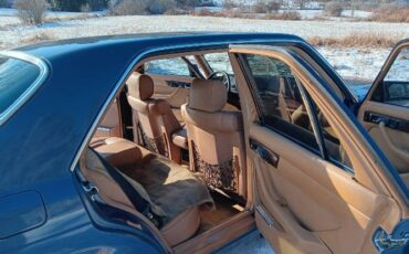 Mercedes-benz-300sd-1983-Lapis-Blue-4