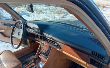 Mercedes-benz-300sd-1983-Lapis-Blue-7