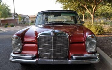 Mercedes-benz-300se-1967-3