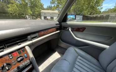 Mercedes-benz-300se-1986-Blue-11