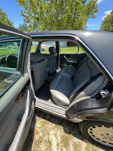 Mercedes-benz-300se-1986-Blue-13