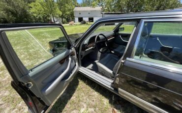 Mercedes-benz-300se-1986-Blue-8